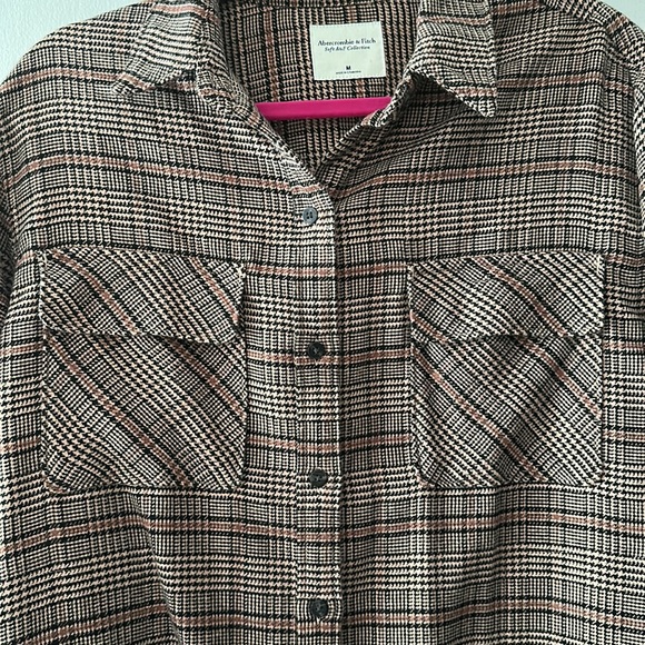 Abercrombie & Fitch Button Up shacket - Picture 4 of 5